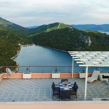 Stunning In With Sauna *