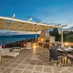 Stunning In With Kitchen Feriehus *