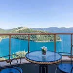 Stunning In With Kitchen Vakantiehuis