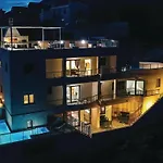 Stunning In With Kitchen Kremena