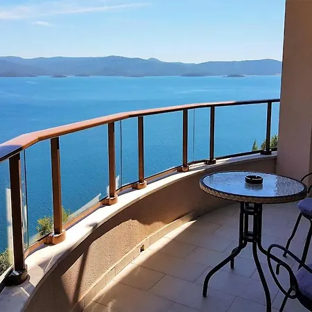 Hébergement de vacances Stunning In With Kitchen