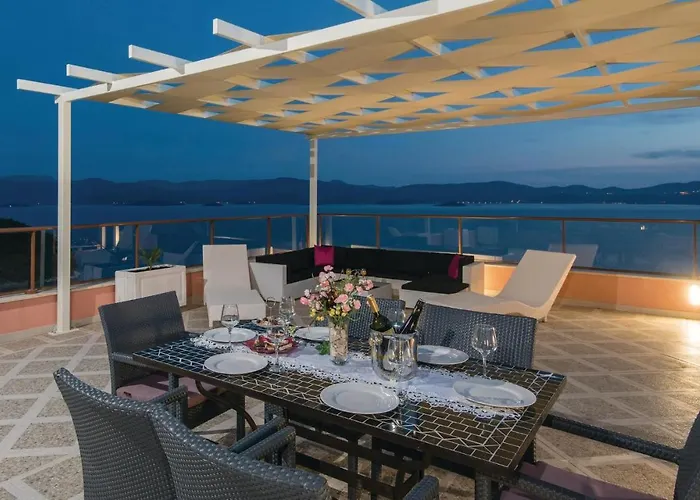 Stunning In With Kitchen * Kremena
