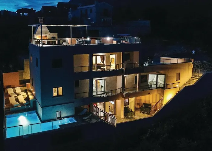 Stunning In With Kitchen Kremena